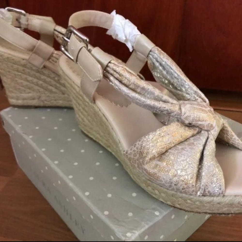 Laura Ashley Sz 8.5 Wedge Sandals-NIB